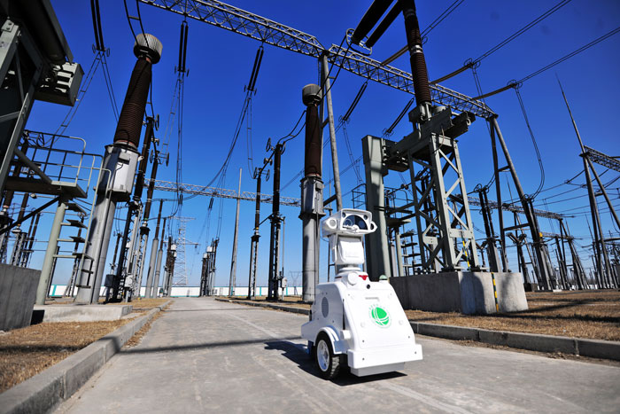 諄勤硬件+機(jī)器人巡檢，為電力巡檢插上“新翅膀”